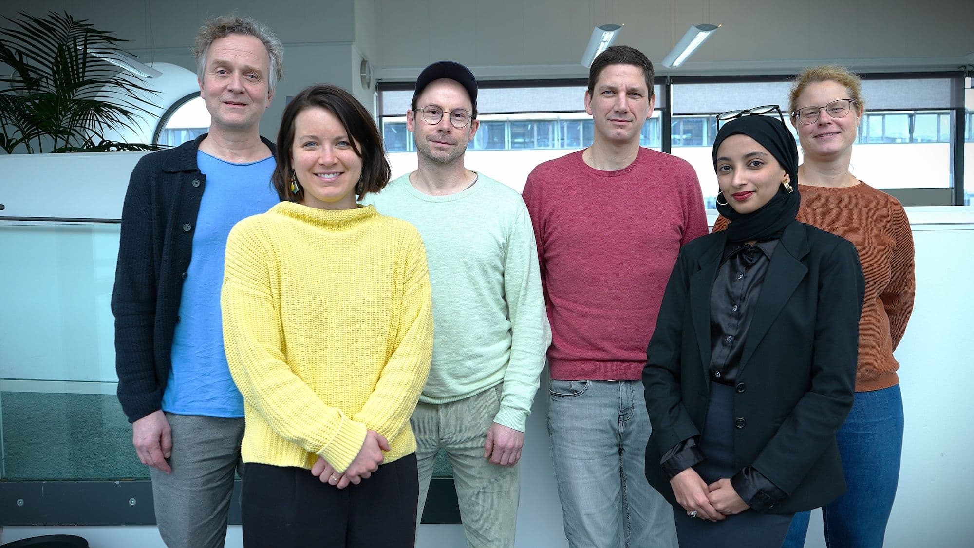 The project team, from left to right: Andreas Becker, Samantha Baker, Sebastian Katzer, Sven Windszus, Tasneem Zahra, and Daniela Späth (not in the picture: Annabelle Steffes, Lynn Khellaf, Nicolas Martin). Photo by Luis Garcia.